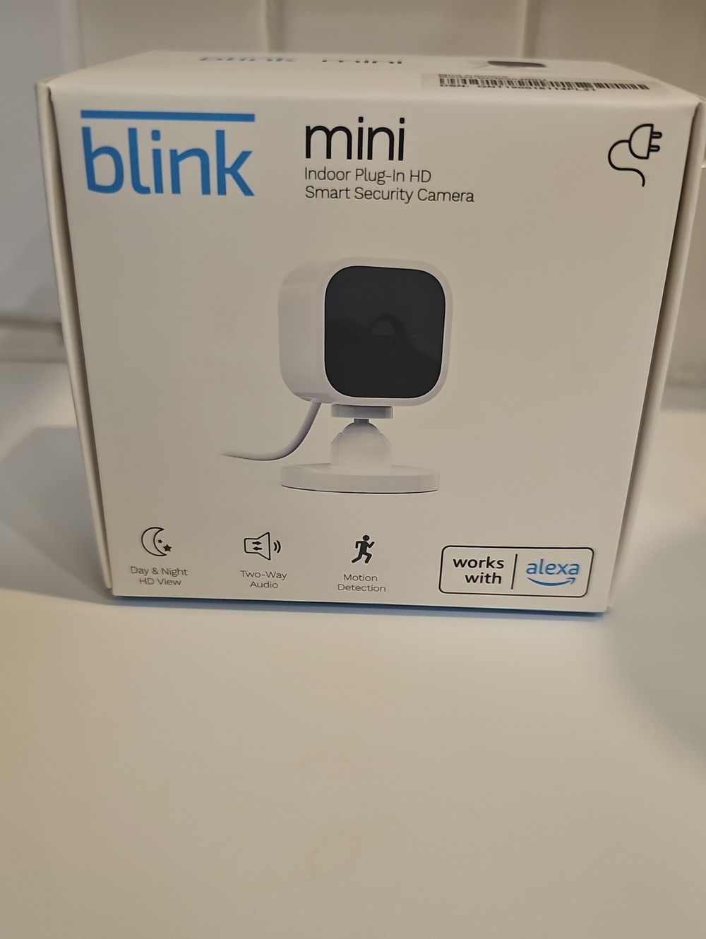 NIB Blink Mini Indoor Plug-In HD Smart Security Camera - White